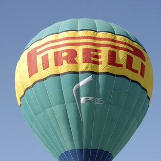 Aerostático con decoración Pirelli