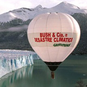 Globo campaña Greenpeace Glaciares